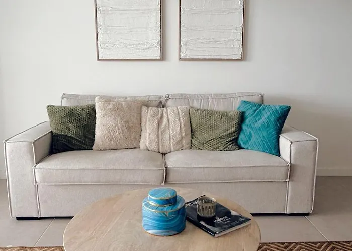 Апартаменты Elegant With Pool And Parking By Bebalmy Эстепона