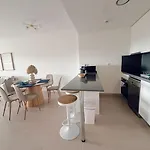Διαμέρισμα Elegant With Pool And Parking By Bebalmy *
