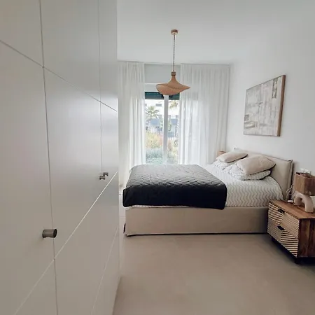 Apartment Elegant With Pool And Parking By Bebalmy *