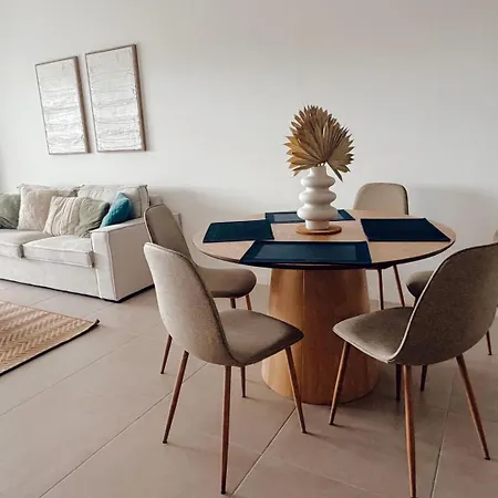 Apartamento Elegant With Pool And Parking By Bebalmy Estepona