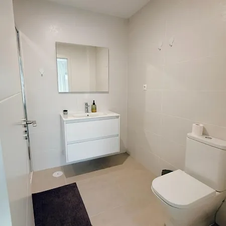 Apartamento Elegant With Pool And Parking By Bebalmy Estepona
