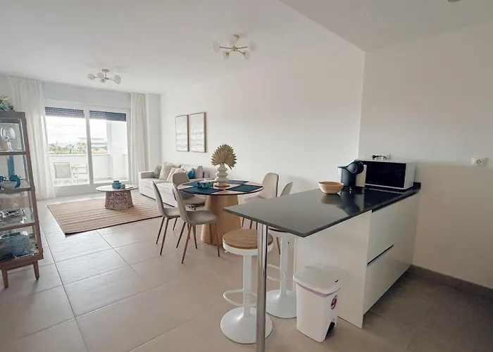 Elegant With Pool And Parking By Bebalmy Apartment Estepona