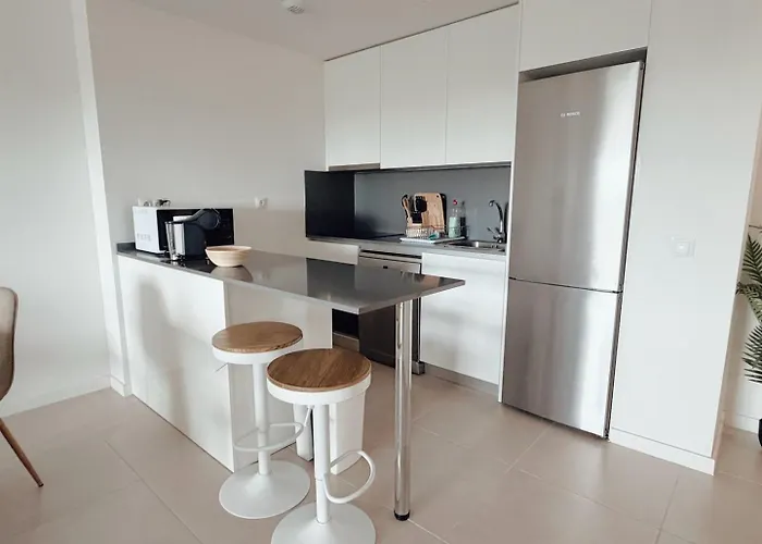 Elegant With Pool And Parking By Bebalmy Διαμέρισμα Εστεπόνα