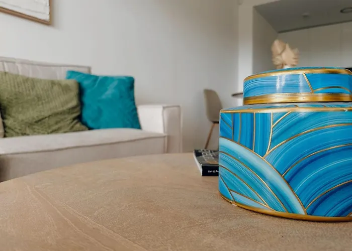 Διαμέρισμα Elegant With Pool And Parking By Bebalmy *